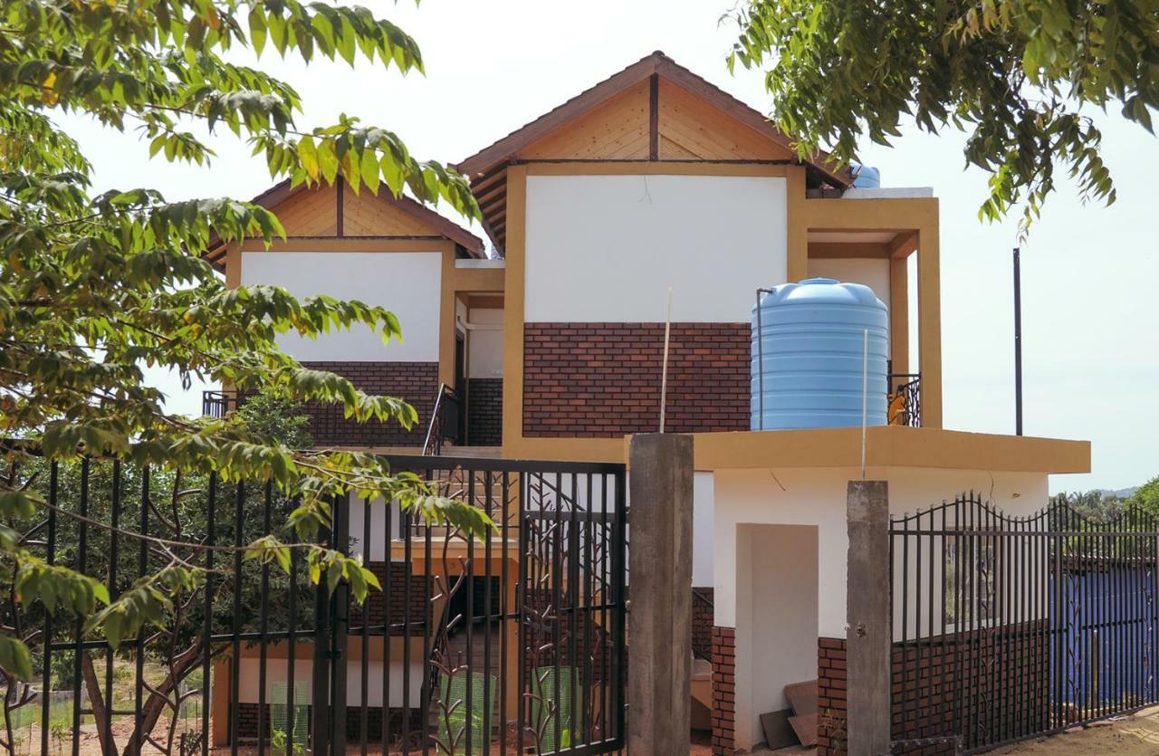 Woodycrest Hotell Trincomalee Eksteriør bilde