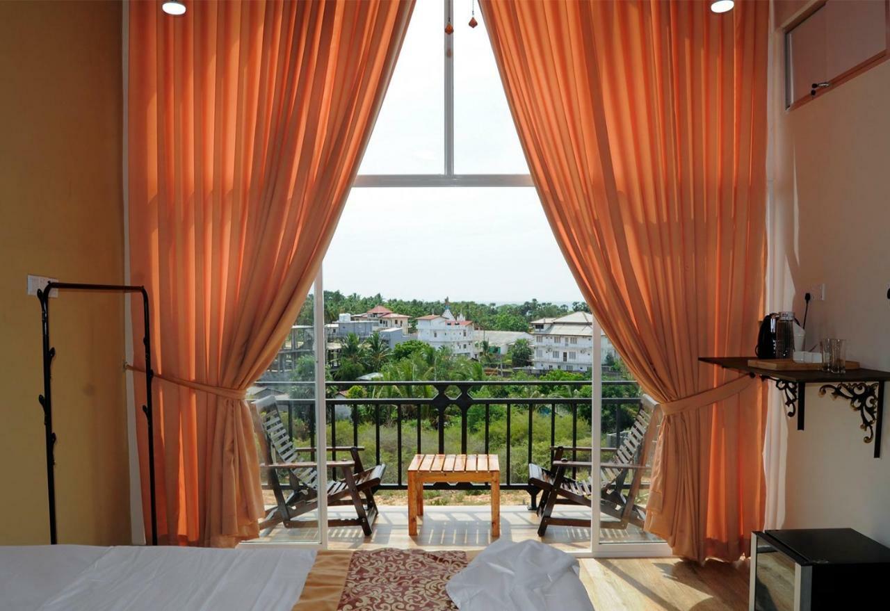 Woodycrest Hotell Trincomalee Eksteriør bilde